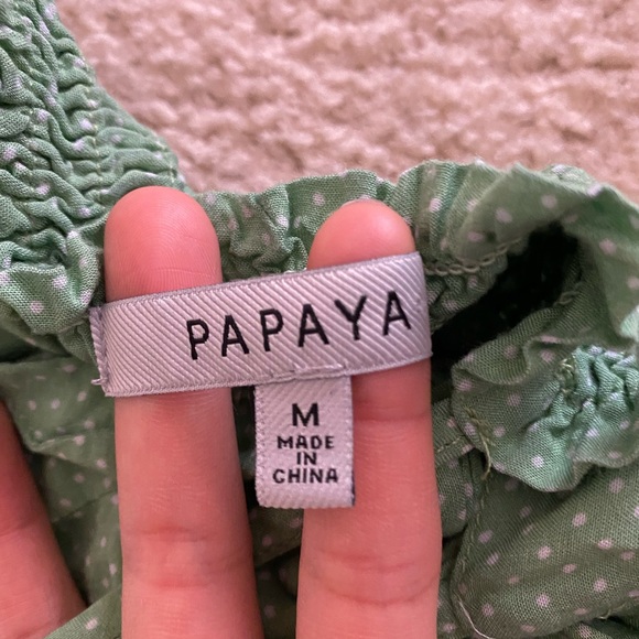 Green Polka-Dotted Crop Top and Shorts Set - Picture 6 of 6